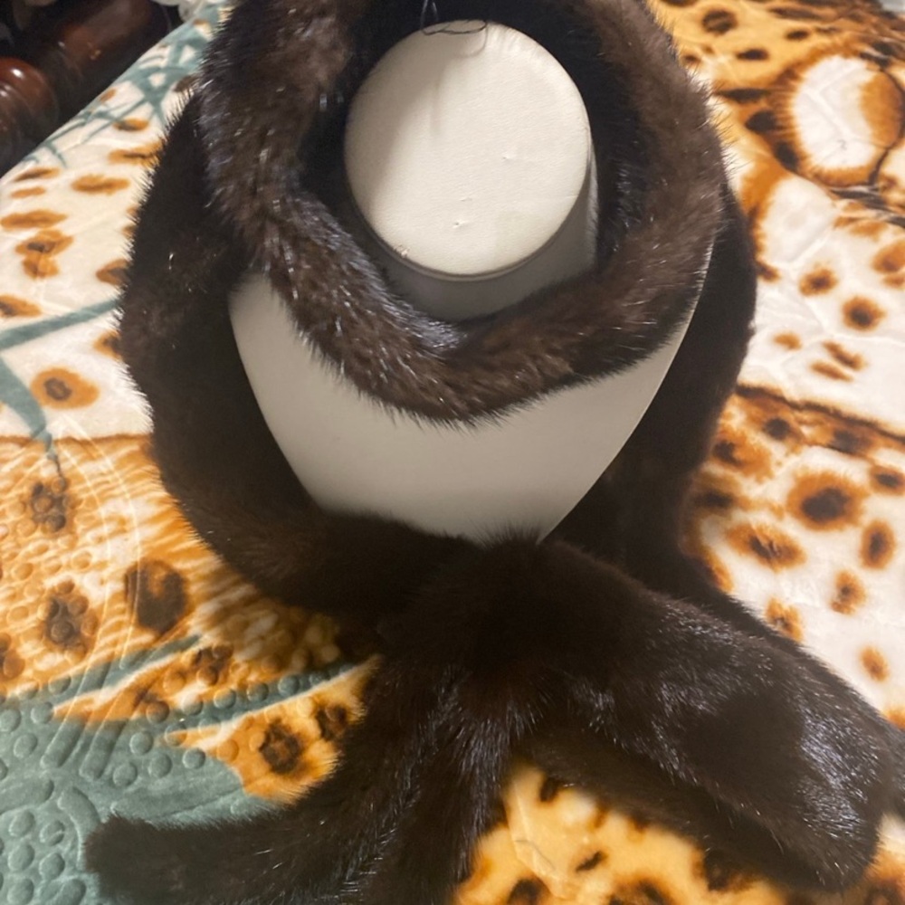 Vintage elegant Mink Brown Fur Scarf 74 x 3 inches
